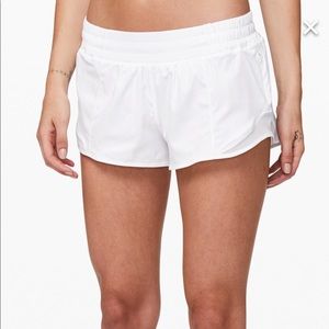Hotty hot shorts 2.5”